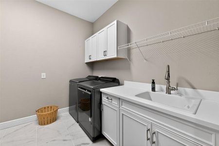 New construction Single-Family house 10253 Canaveral Cir, Sarasota, FL 34241 - image 4