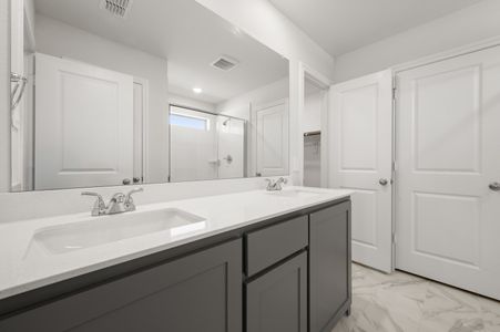 New construction Single-Family house 404 Comanche Dr, Cleburne, TX 76033 plan Lincoln - image 11