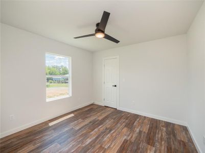 New construction Single-Family house 109 Elizabeth Dr, Spicewood, TX 78669 null- photo 18 18