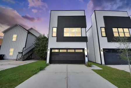 New construction Single-Family house 4407 Mallow St, Houston, TX 77051 - image