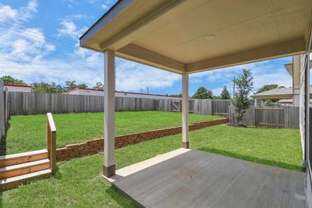 New construction Single-Family house 1733 Cindy Lane, Conroe, TX 77304 - photo 18 18