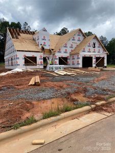 New construction Single-Family house 130 Falls Leaf Drive, Unit lot 4, Troutman, NC 28166 - photo 0