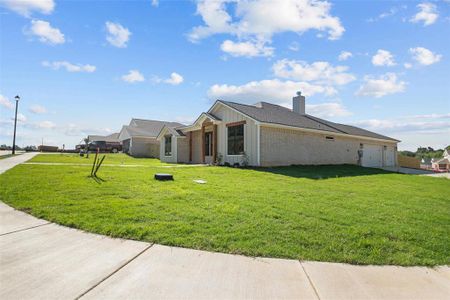 New construction Single-Family house 16509 Crossing Cir, Lindale, TX 75771 - image