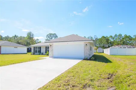 New construction Single-Family house 57 Radcliffe Dr, Palm Coast, FL 32164 plan 1755 - image