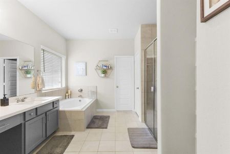 New construction Single-Family house 8422 Beacon Bay Cir, Baytown, TX 77523 null- photo 17 17