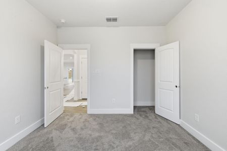 New construction Single-Family house 203 Turnberry Dr, La Vernia, TX 78121 plan Sage - image 9