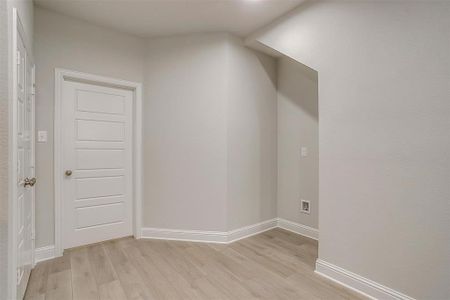 New construction Townhouse house 6811 Robert Reed Dr, Arlington, TX 76001 - image 18