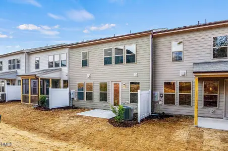 New construction Townhouse house 2095 Maggie Valley Dr, Apex, NC 27502 - image