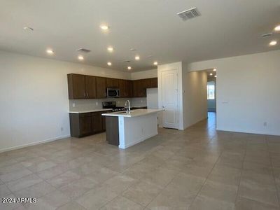 New construction Single-Family house 25242 N 156Th Ln, Surprise, AZ 85387 3501- photo 11 11