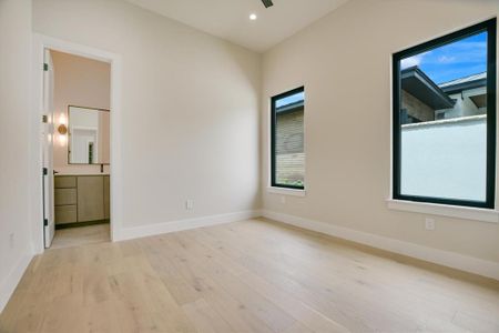 New construction Single-Family house 109 Island Ct, Horseshoe Bay, TX 78657 - image 19