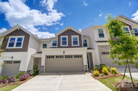 New construction Townhouse house 14817 Tamarack Drive, Unit 132/Claymore, Charlotte, NC 28278 - photo 0