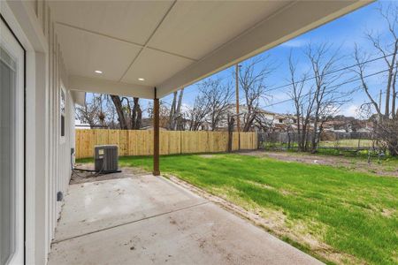 New construction Single-Family house 2303 Dartmore St, Brownwood, TX 76801 - image