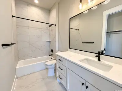 New construction Single-Family house 611 Parkview Pl, Canyon Lake, TX 78133 - image 16