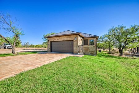 New construction Single-Family house 302 Parallel Cir, Horseshoe Bay, TX 78657 null- photo 0