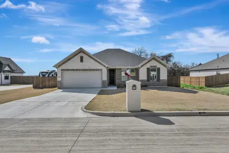 New construction Single-Family house 2202 Briarwood Dr, Bridgeport, TX 76426 - image