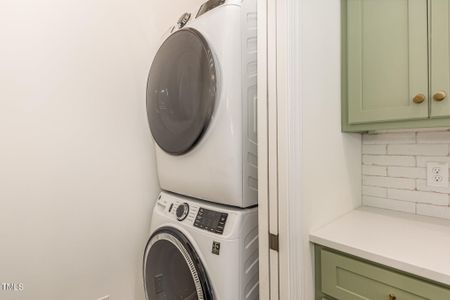 New construction Single-Family house 8 Nottingham Pl, Smithfield, NC 27577 - image