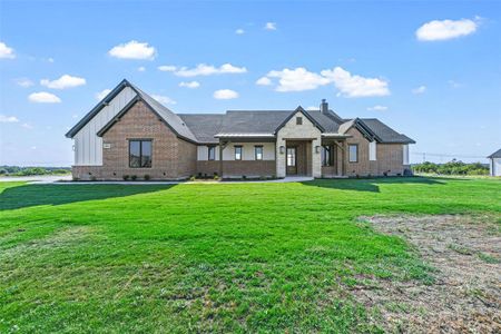 New construction Single-Family house 455 Red Bird Drive, Springtown, TX 76082 - photo 0