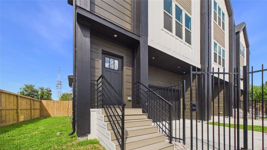 New construction Single-Family house 4205 Arlington St, Houston, TX 77018 - image 4