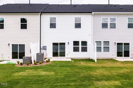 New construction Townhouse house 230 Sweetbay Tree Dr, Wendell, NC 27591 Magnolia- photo 26 26