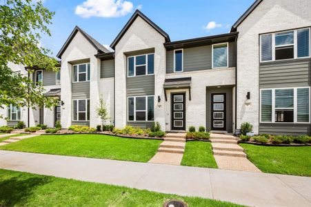 New construction Townhouse house 1408 Solterra Blvd, Mesquite, TX 75181 - image