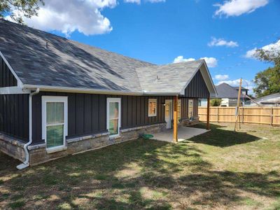 New construction Single-Family house 103 S Hooks St, Itasca, TX 76055 null- photo 22 22