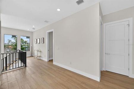 New construction Single-Family house 1935 Shore Acres Blvd Ne, St. Petersburg, FL 33703 - image 19