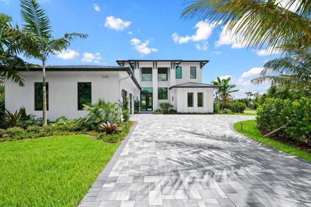 New construction Single-Family house 325 W Riverside Dr, Jupiter, FL 33469 - image
