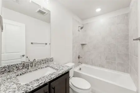 New construction Single-Family house 5 Grouse Cir, Sanger, TX 76266 plan Dogwood III - image 13