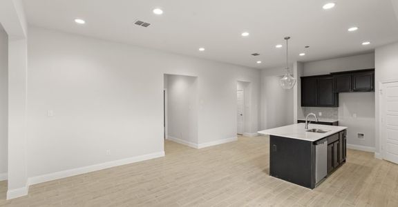 New construction Single-Family house 1010 Longbow Trl, Justin, TX 76247 plan Kingsgate - image 12