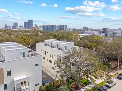 New construction Townhouse house 305 15Th St N, St. Petersburg, FL 33705 - image 5
