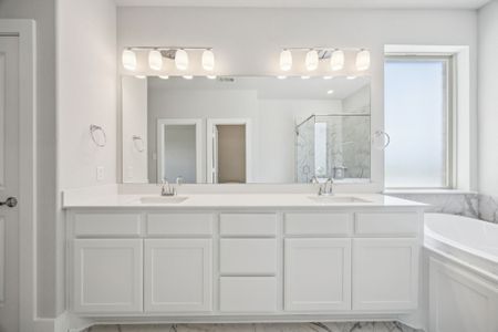 New construction Single-Family house 120 Rancher Trl, Waxahachie, TX 75165 plan Verona - image 13