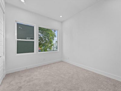 New construction Single-Family house 504 Schweikhardt Street, Unit C, Houston, TX 77020 - photo 16 16