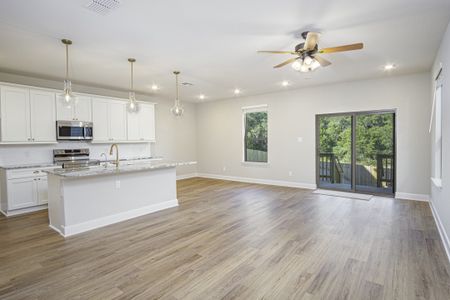 New construction Single-Family house 7604 Magnolia Vlg, San Antonio, TX 78252 plan The Osbourne - image 4