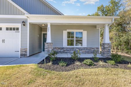 New construction Single-Family house 297 Red River Dr, Selma, NC 27576 null- photo 2 2