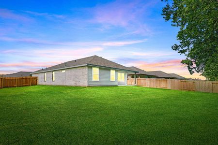 New construction Single-Family house 1121 Grey Heron Dr, Texas City, TX 77590 Gaven- photo 16 16