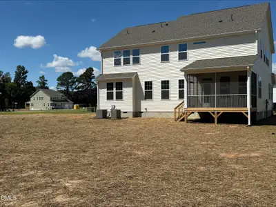 New construction Single-Family house 229 Great Smoky Wy, Lillington, NC 27546 - image