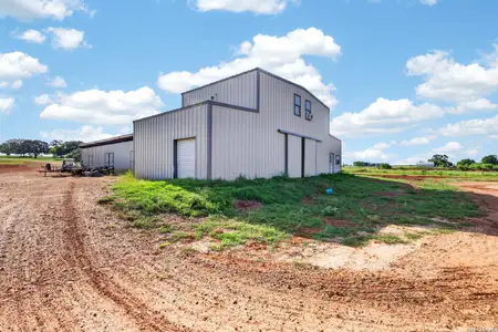 New construction Single-Family house 3450 Fm 1922, Floresville, TX 78114 - image