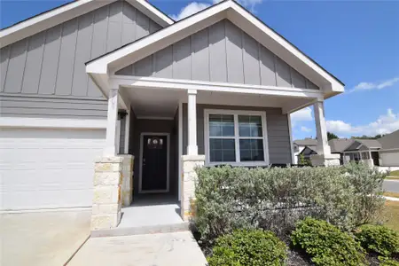 New construction Single-Family house 100 Corral Cv, Kyle, TX 78640 - image