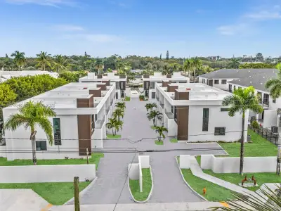 New construction Townhouse house 4636 Sw 32Nd Ave, Unit C2, Dania Beach, FL 33312 - image