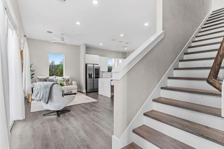 New construction Single-Family house 851 Prosper St, Houston, TX 77088 - image 10