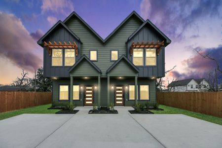 New construction Single-Family house 3319 Caplin St, Houston, TX 77026 - image