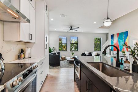 New construction Townhouse house 1218 E Kay St, Unit 24, Tampa, FL 33602 - image 14