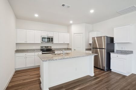 New construction Single-Family house 15306 Shady Crest Ct, Cut and Shoot, TX 77303 plan Apollo - image 13