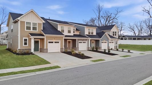 New construction Townhouse house 15 Thurlow Ct, Greenville, SC 29615 plan Lawson - image