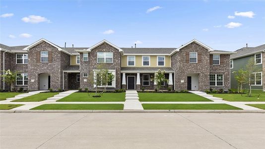 New construction Townhouse house 3007 Willow Wood Ct, Heartland, TX 75114 Travis B- photo 1 1