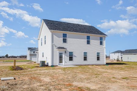 New construction Single-Family house 32 Littlefield Ln, La Grange, NC 28551 - image 16