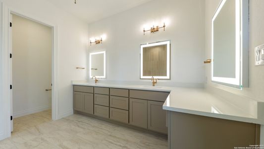 New construction Single-Family house 1126 Vintage Wy, New Braunfels, TX 78132 plan Magnolia - image 5