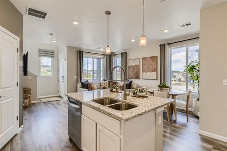 New construction Townhouse house 458 Millwall Cir, Castle Pines, CO 80108 Sonoma- photo 11 11