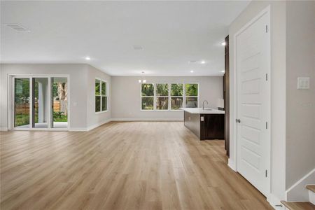 New construction Single-Family house 3310 W Rogers Ave, Tampa, FL 33611 - image 16