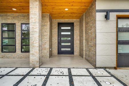 New construction Single-Family house 3050 Tall Oaks Ct, Denton, TX 76210 null- photo 0